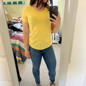 Hue Top